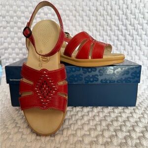 SAS Huarache Sandals in Red 8 1/2 W